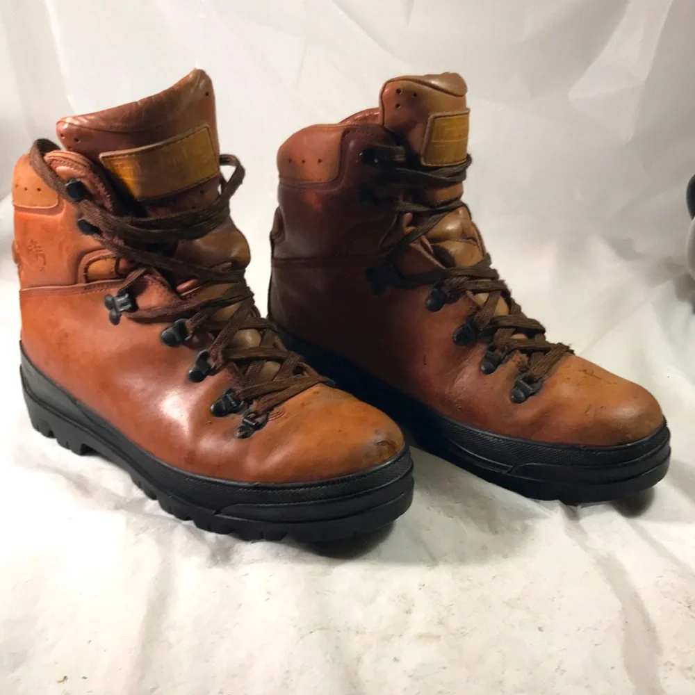 Timberland 68013 Men’s World Hiker Vintage Brown Italian Leather VIBRAM Boots